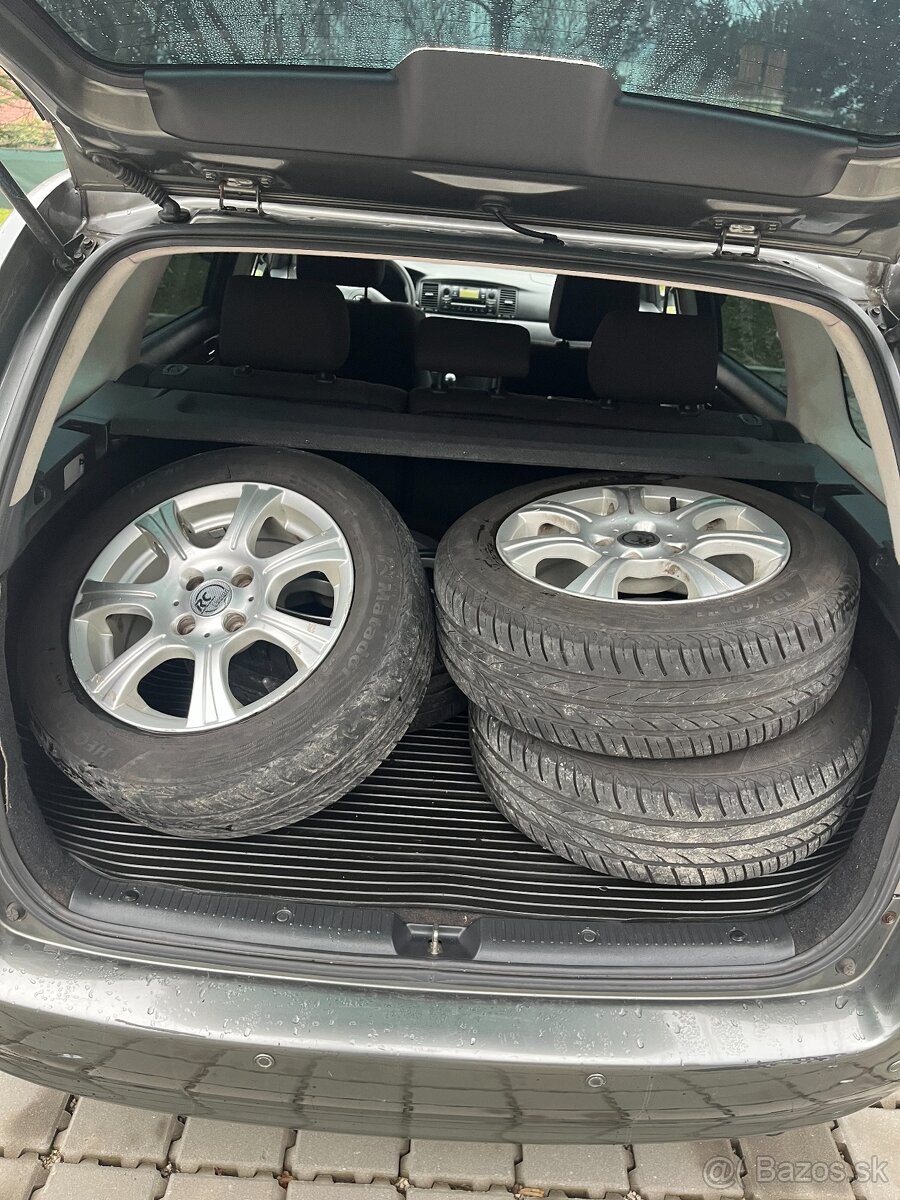 Corolla combi 1.6 T WG - 7