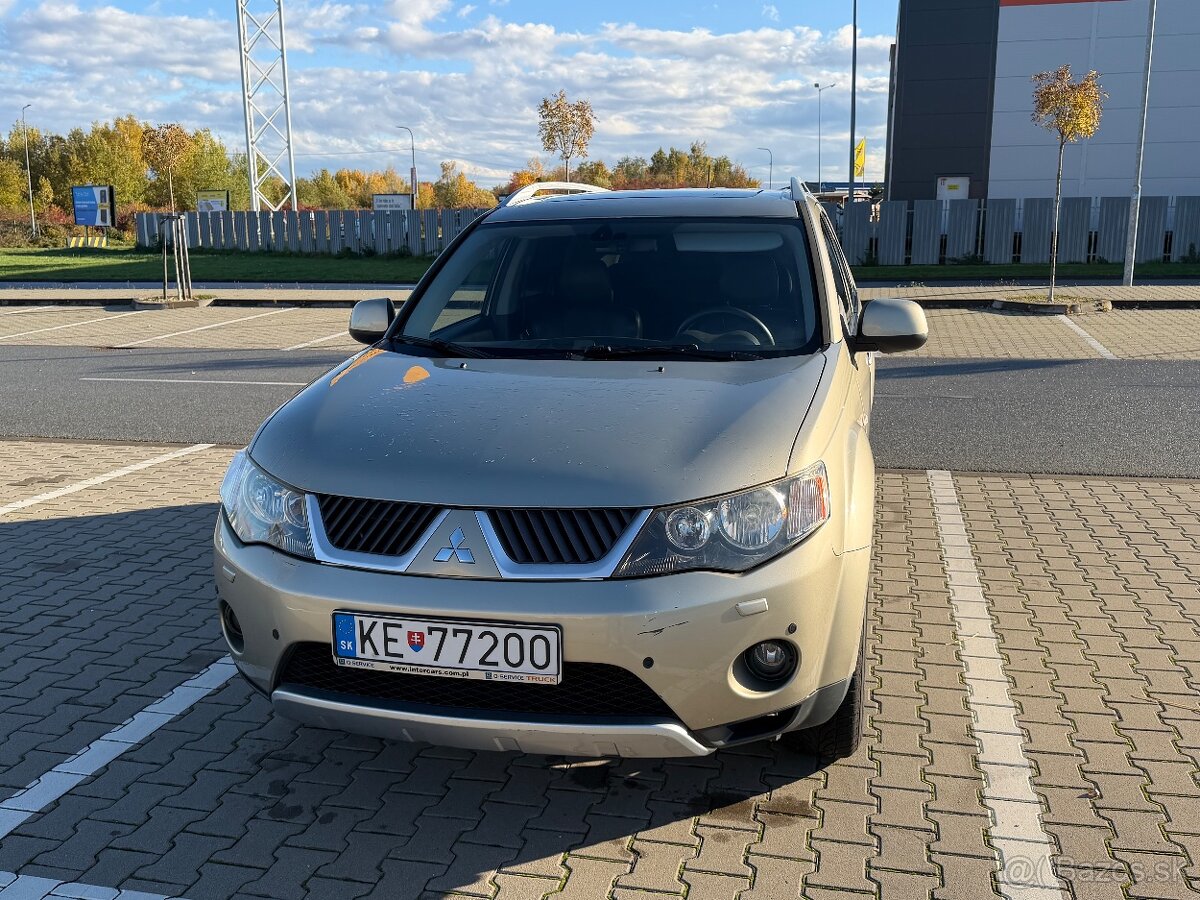 Outlander 2,4 Cvt 4x4 - 7