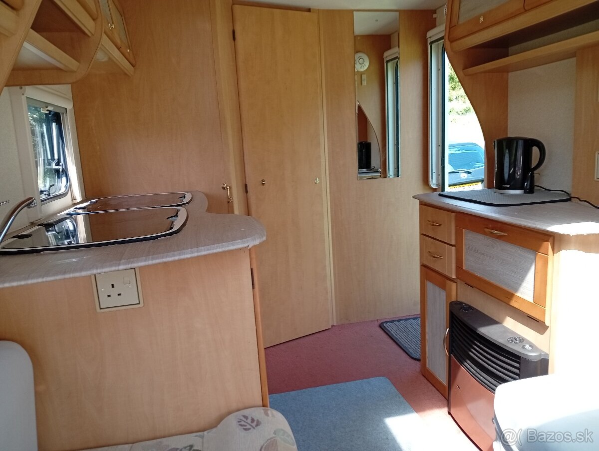 KARAVAN Bailey RANGER ZIMNÍ SLEVA pro 2 nebo 4 osoby AKCE - 7