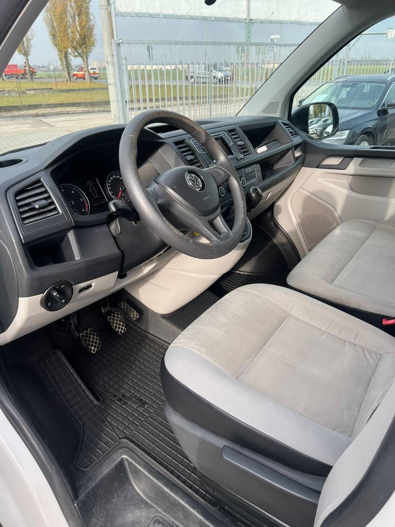 Volkswagen T6 Kombi 2.0 TDI 150k BMT KR 4MOTION - 7