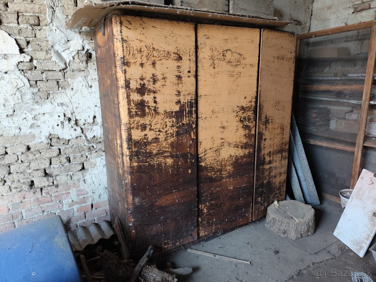 DARUJEM 2 SKRINE -------- kvalitné a tvrdé drevo - 7