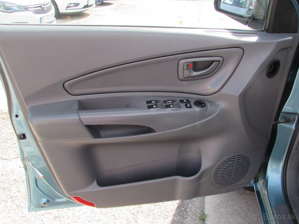 Hyundai Tucson 2.0 CVVT Dynamic - 7