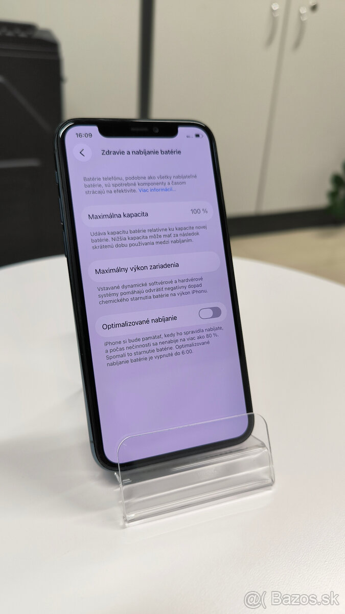 Apple iPhone 11 Pro 256GB - 100% batéria - 7