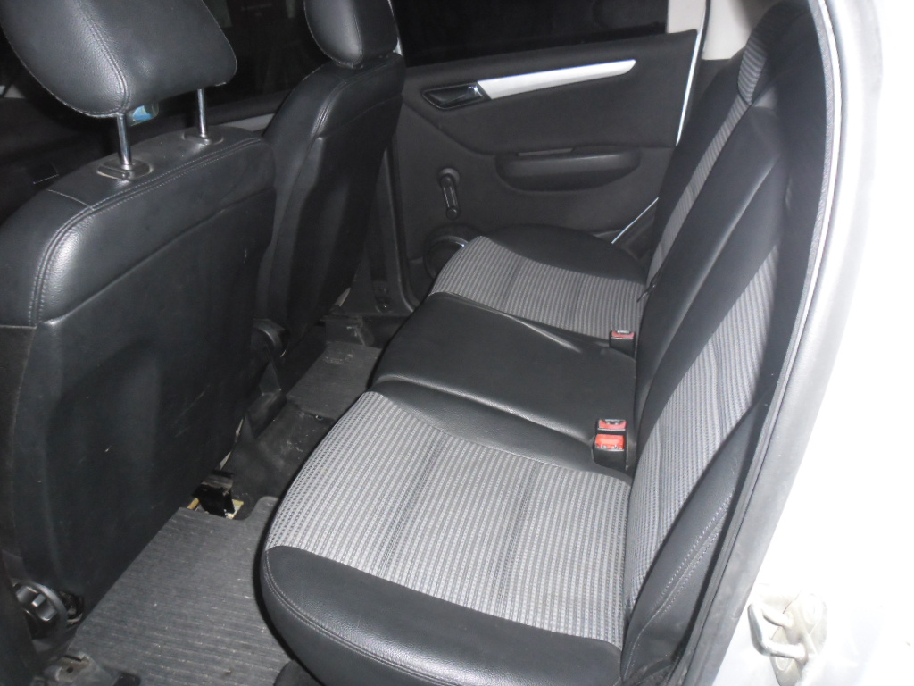 MERCEDES A160 CDI - 7