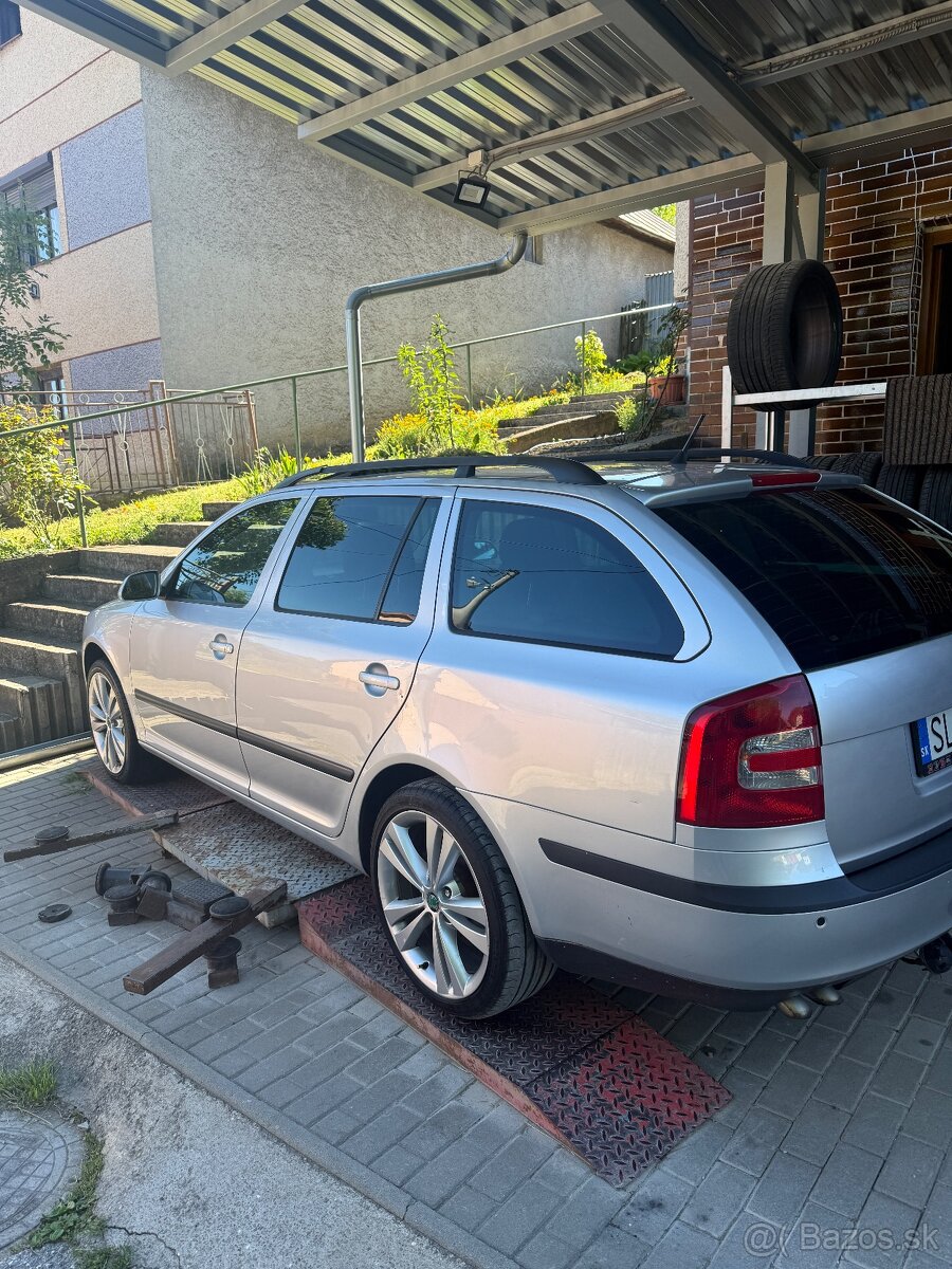 Škoda Octavia 2.0TDI DSG - 7
