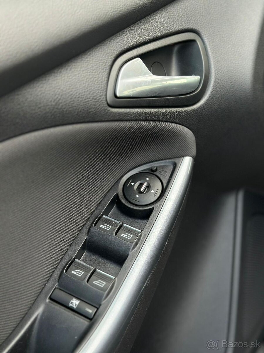 Ford Focus 1.6TDCi - 7