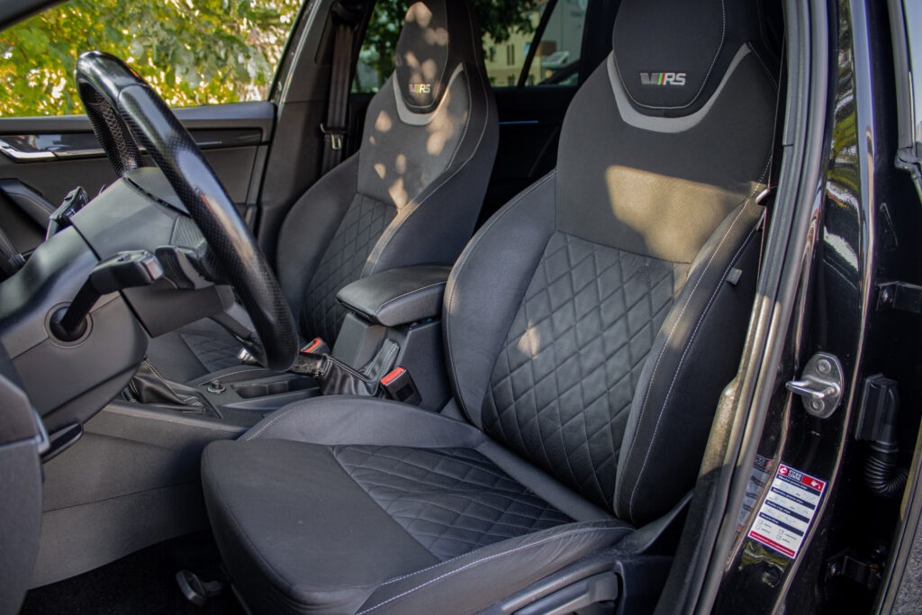 Škoda Octavia combi RS 2.0 TSI - 7