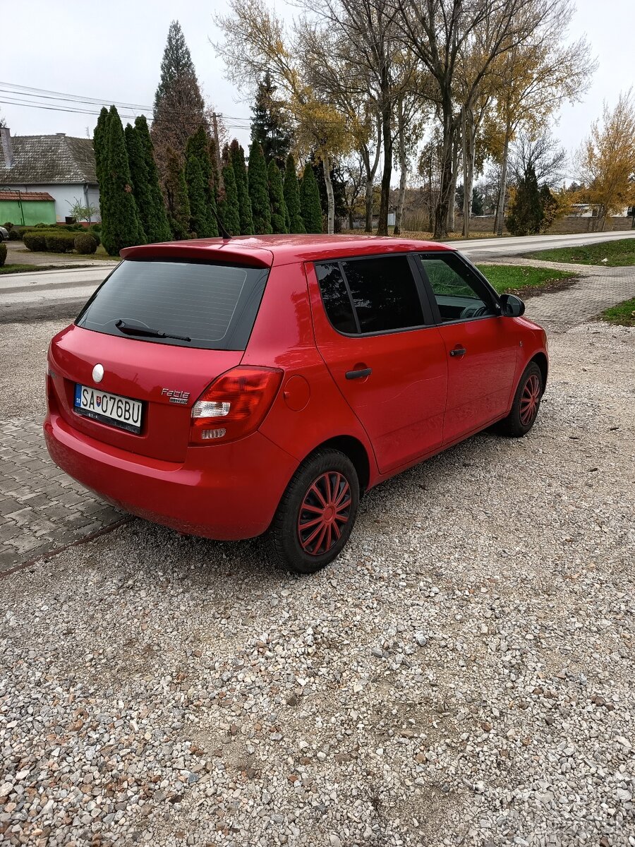 Predám škodu Fabia 2 - 7