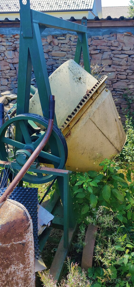 Miešačka 250 l - 7