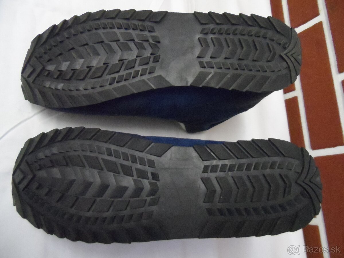 C COMFORTII Zateplena zimna obuv c.45 - 7