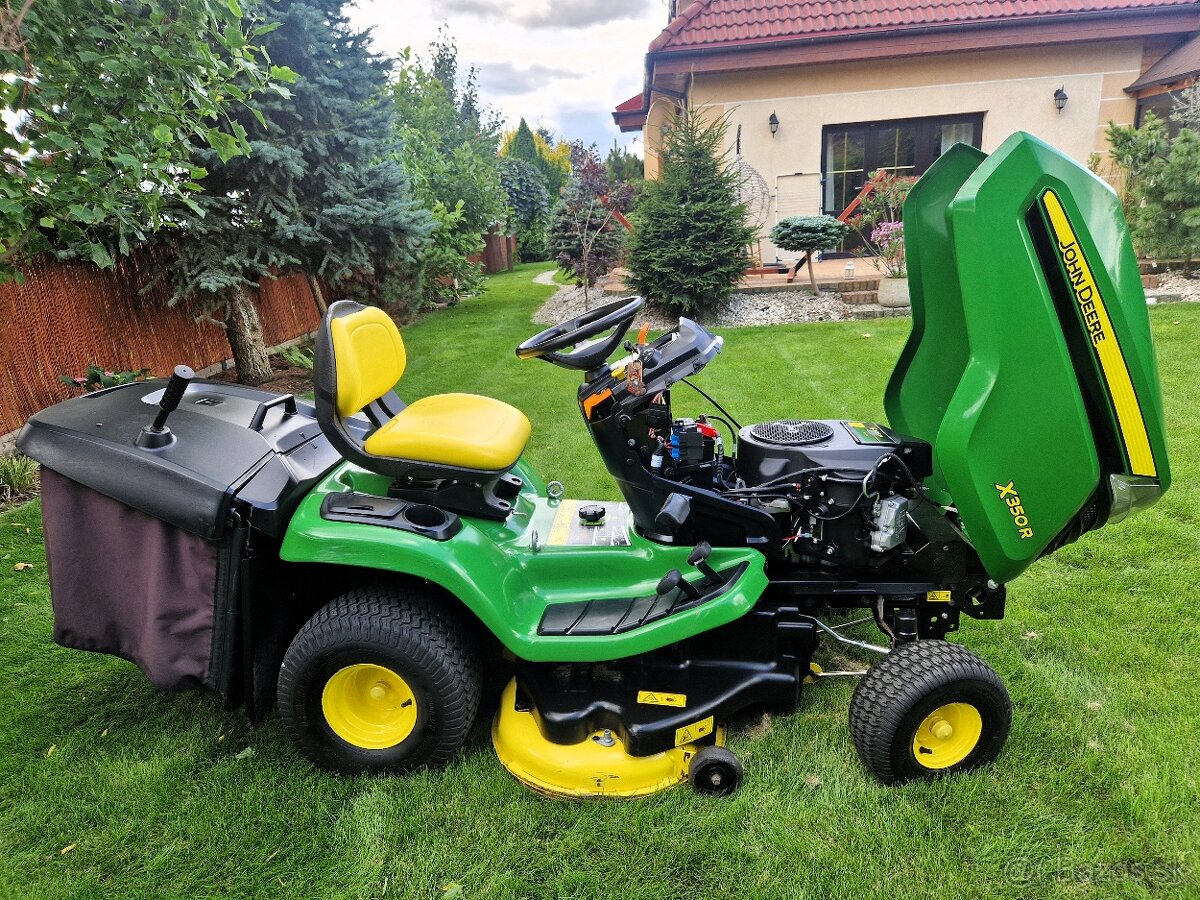 Zahradni Traktor sekačka John Deere X350 r - 7