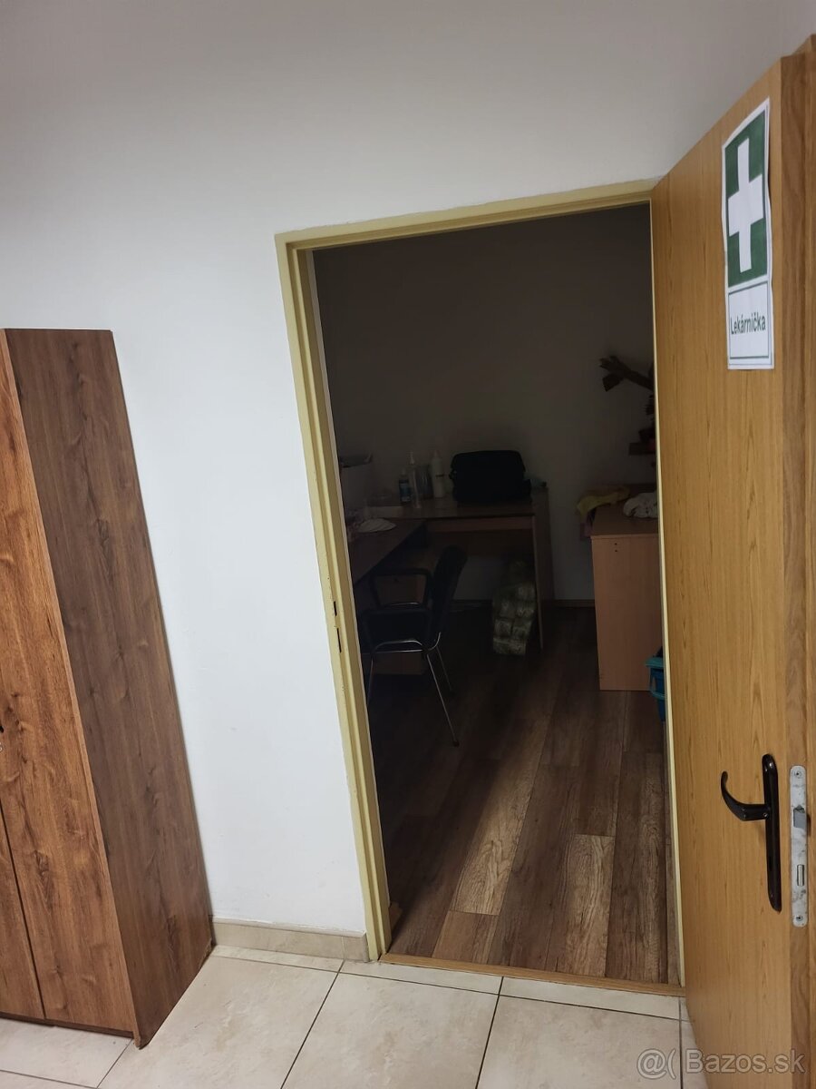 Obchodný priestor, kancelária Sereď - 7