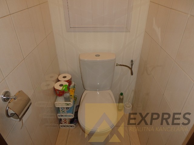 RK EXPRES - predaj 4 izbový byt v Handlovej, ul. Okružná. - 7