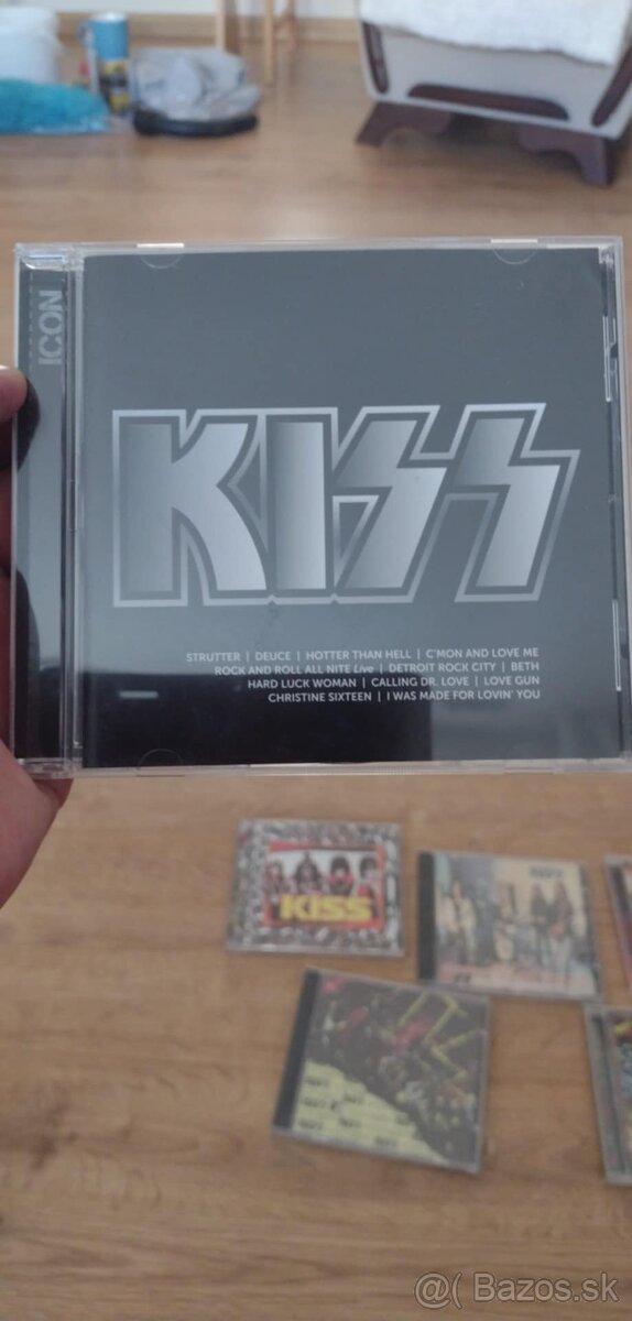 Predám 8ks CD KISS - 7