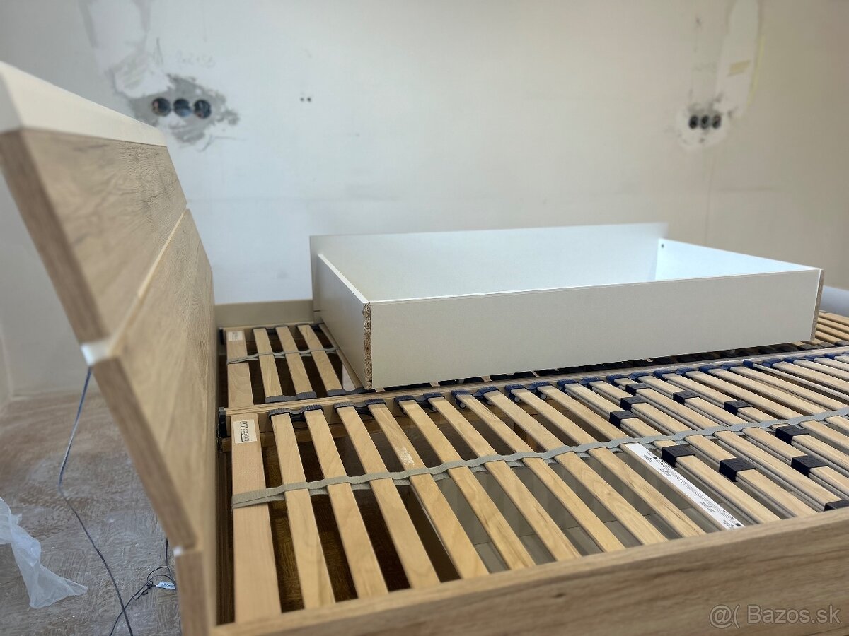 Posteľ s úložným priestorom - 7
