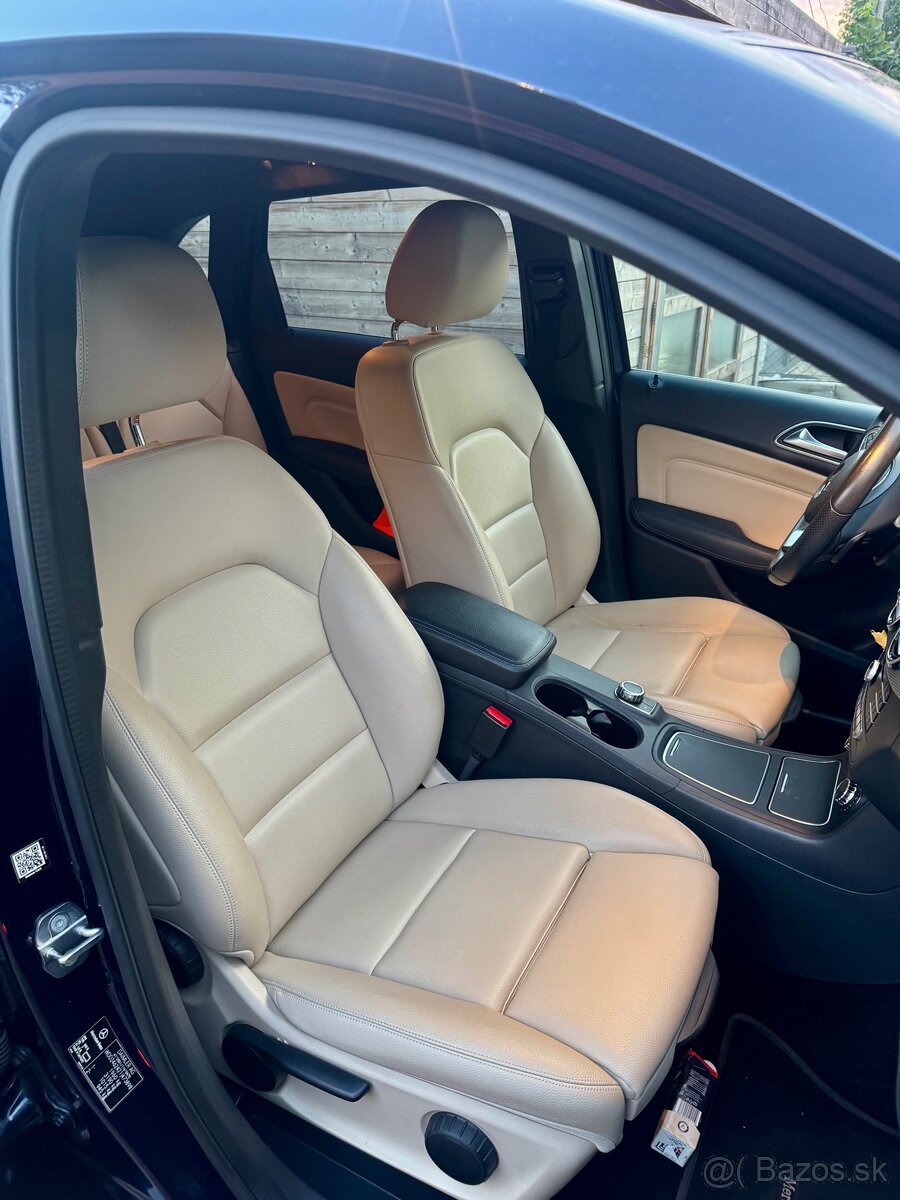 Mercedes Benz B180 - 7