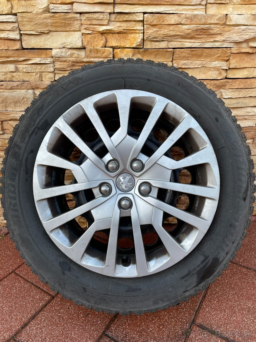 Plechové disky s pneu na Peugeot 3008 - 7