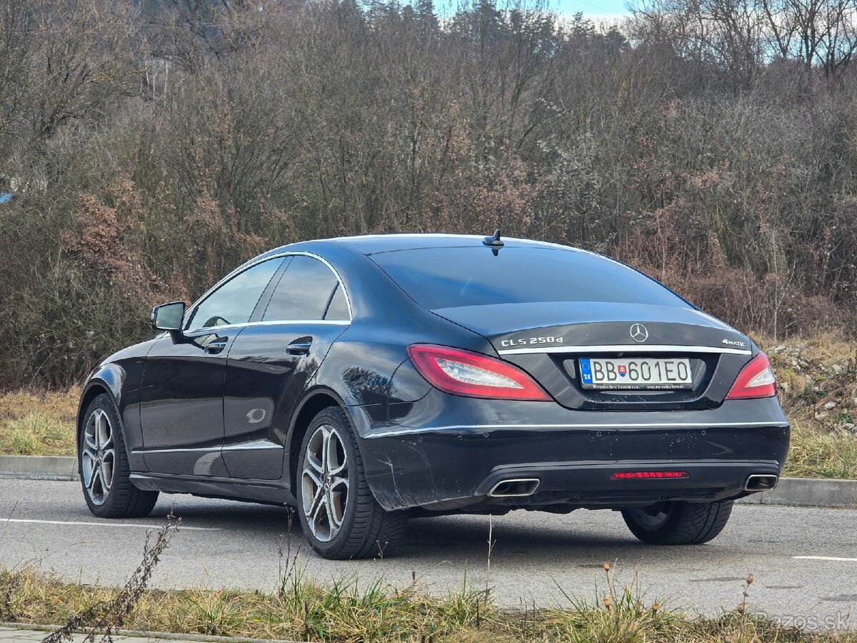 Mercedes-Benz CLS 250 4Matic - 7