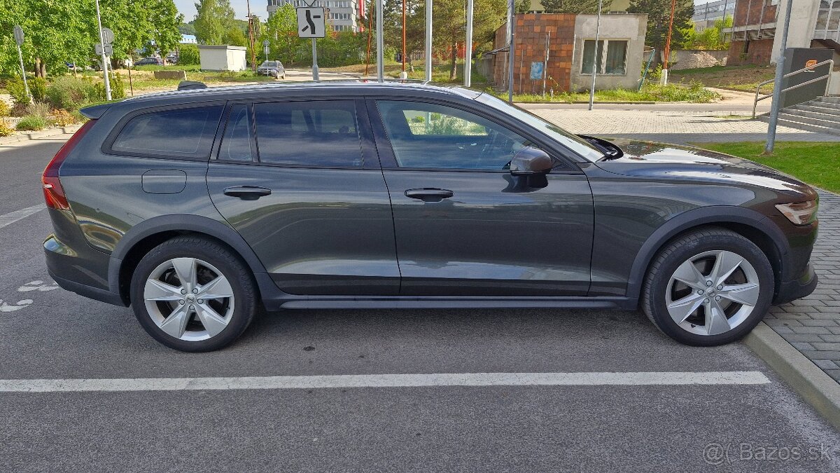 Volvo v60cc d4 2019 4x4 - 7
