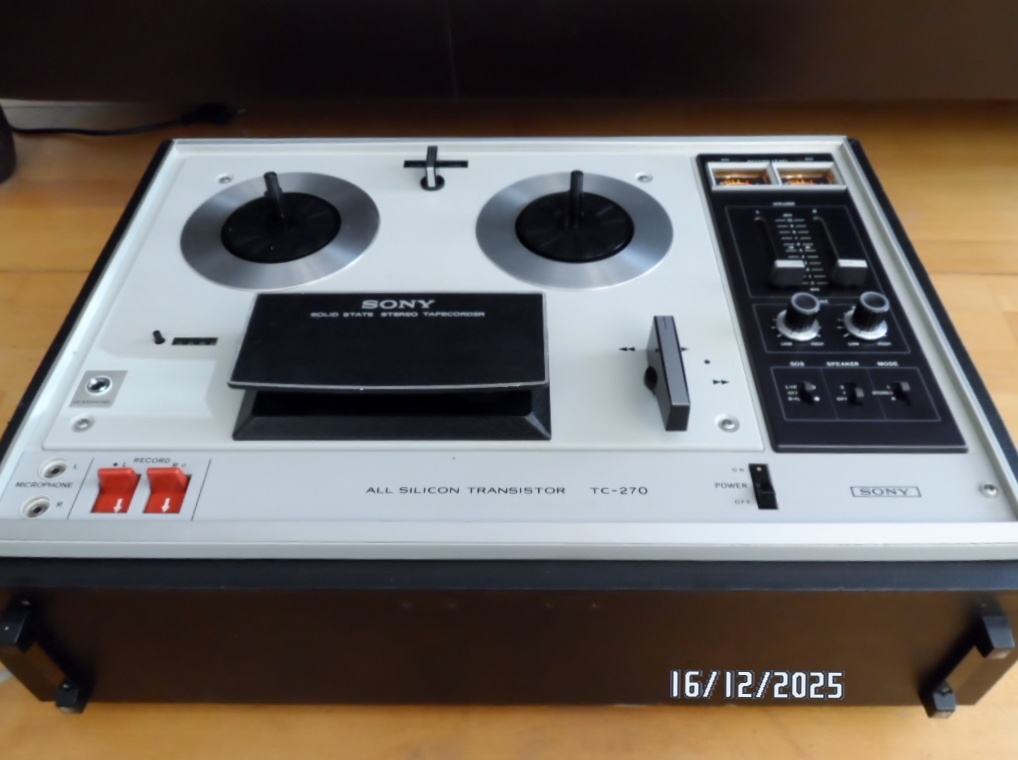 Kotúčový magnetofón SONY TC-270 - 7