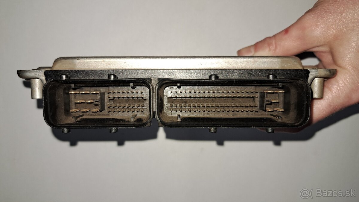 Riadiaca jednotka 038 906 012 HA - 7