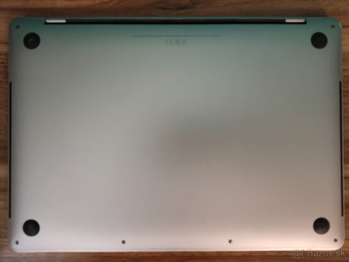 MacBook Pro 13 2019 | i5 • 8GB • 256GB SSD - 7