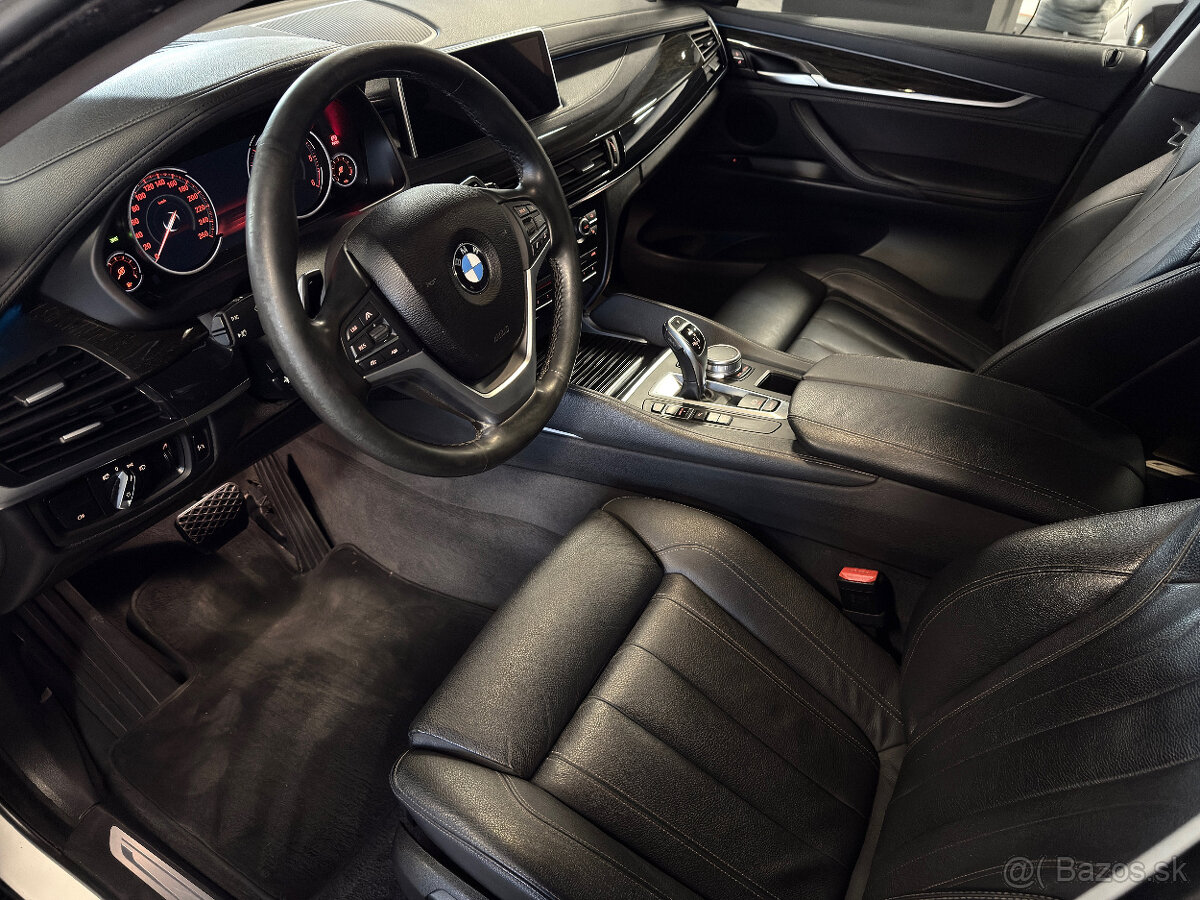 BMW X6 xDrive 30d Standard A/T - 7