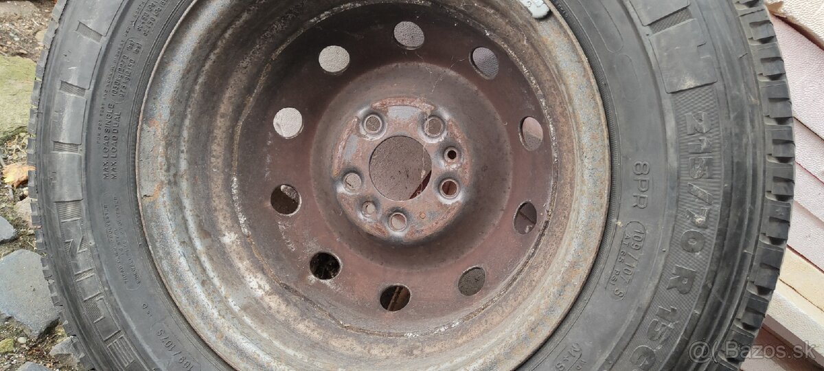 Michelin 215 70 R15C M+S
215/70 R 15 C 109 R letní
- 7