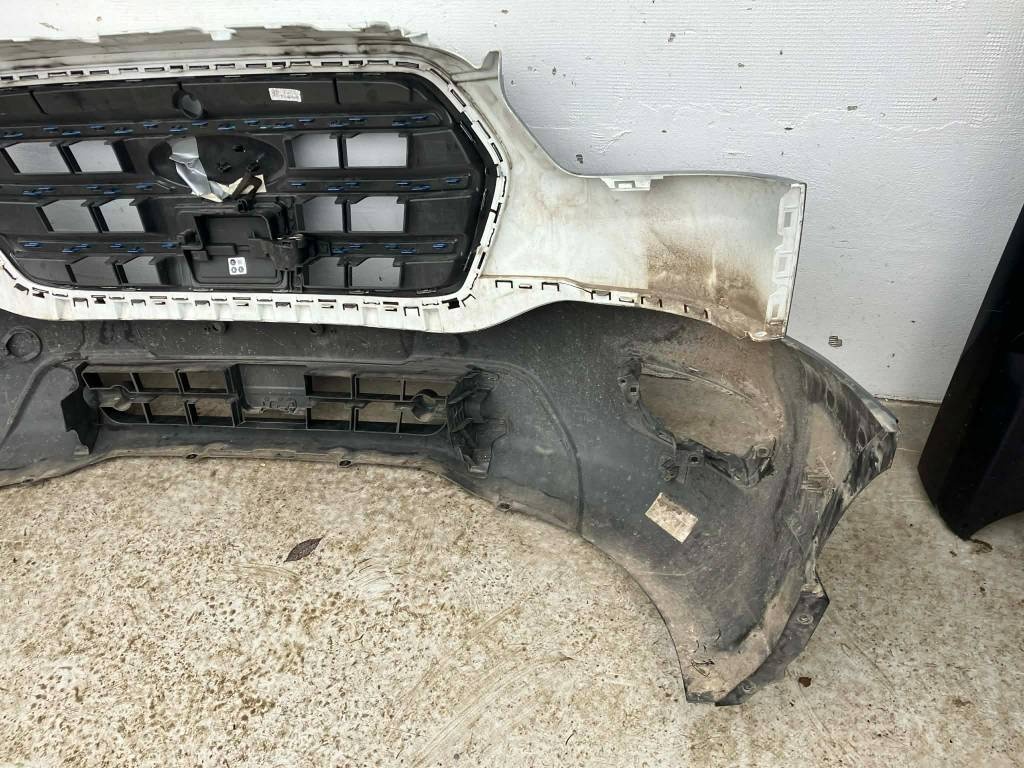 FORD E TRANSIT MK8 LIFT 2019- PREDNÝ NÁRAZNÍK - 7