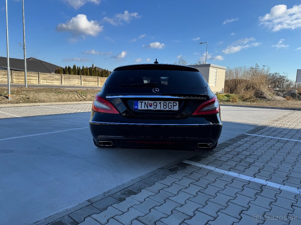 Mercedes Benz CLS350 Shooting Brake - 7