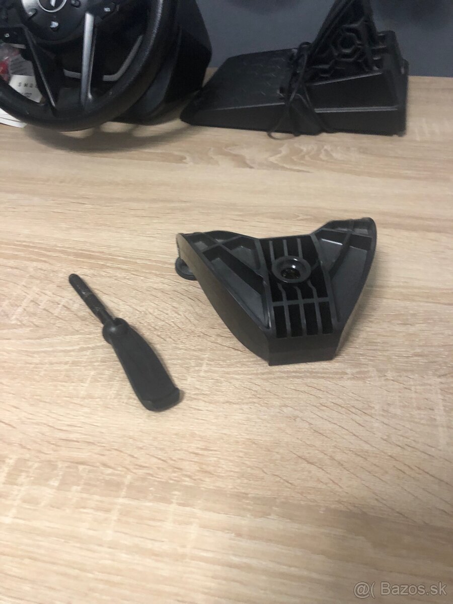Predám volant trhustmaster T128 - 7