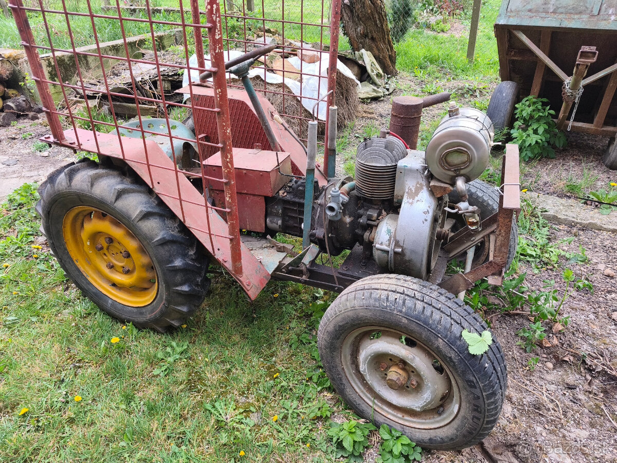 Malotraktor opraviteľný + vlečka - 7