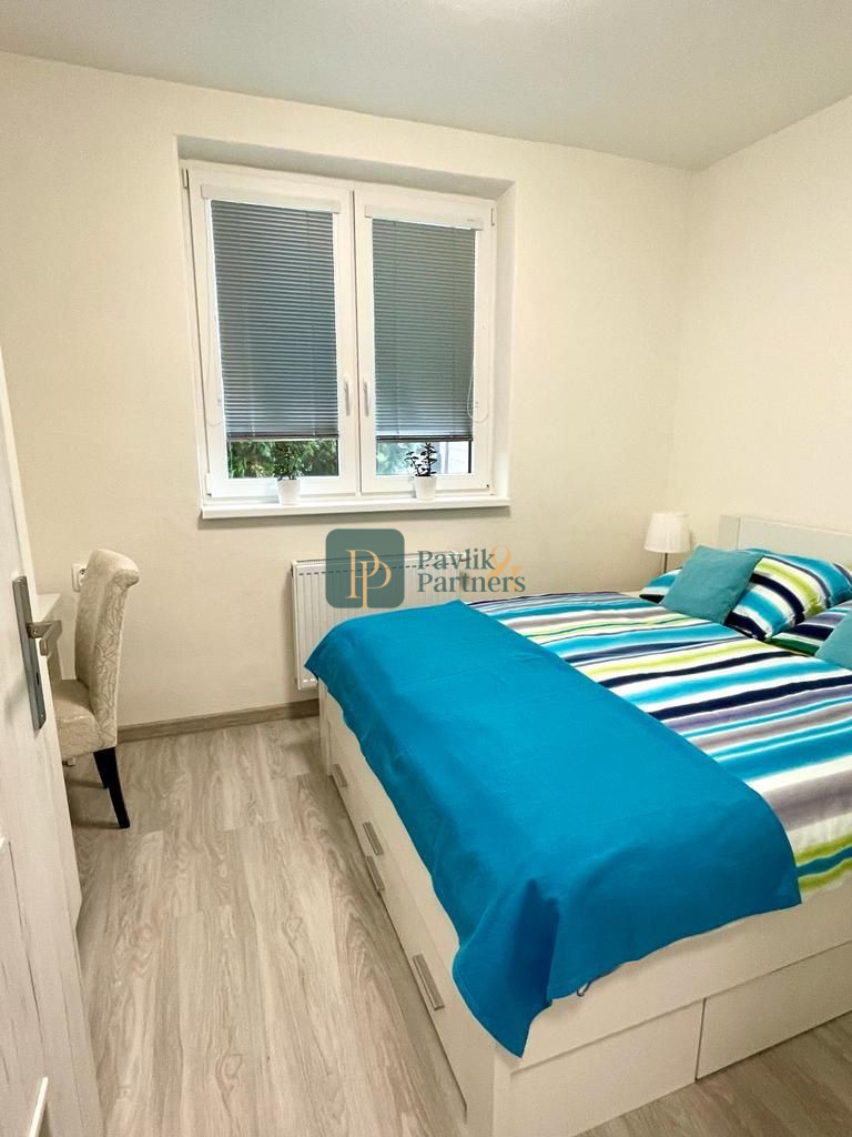 Prenájom útulný 2 izbový dom so záhradou, Zobor, parkovanie - 7