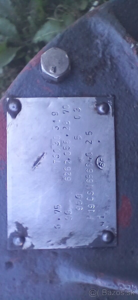 Elektromotor s prevodovkou - 7