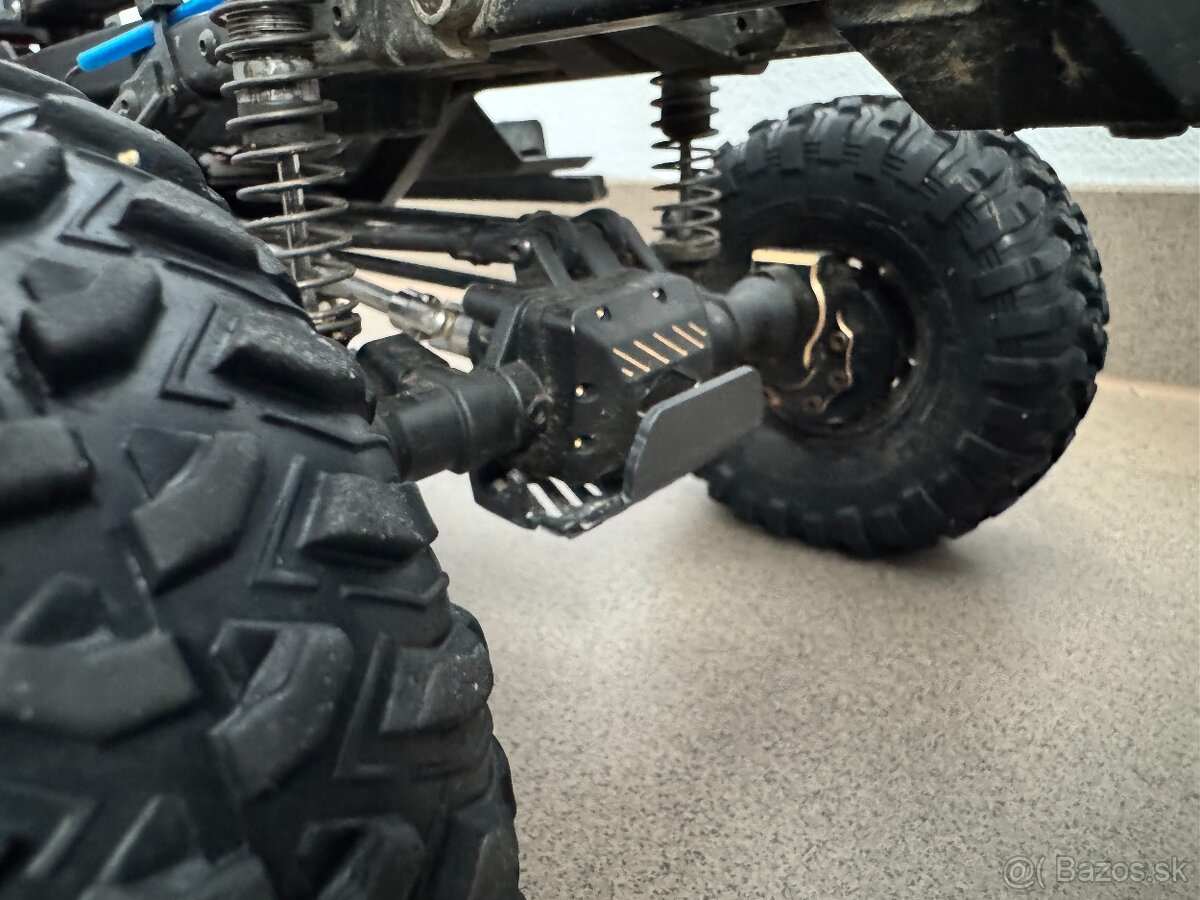 Traxxas TRX-4 Defender - 7