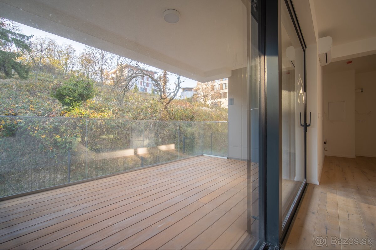 Predaj 2 izbového bytu s terasou Horský park, Staré Mesto BA - 7