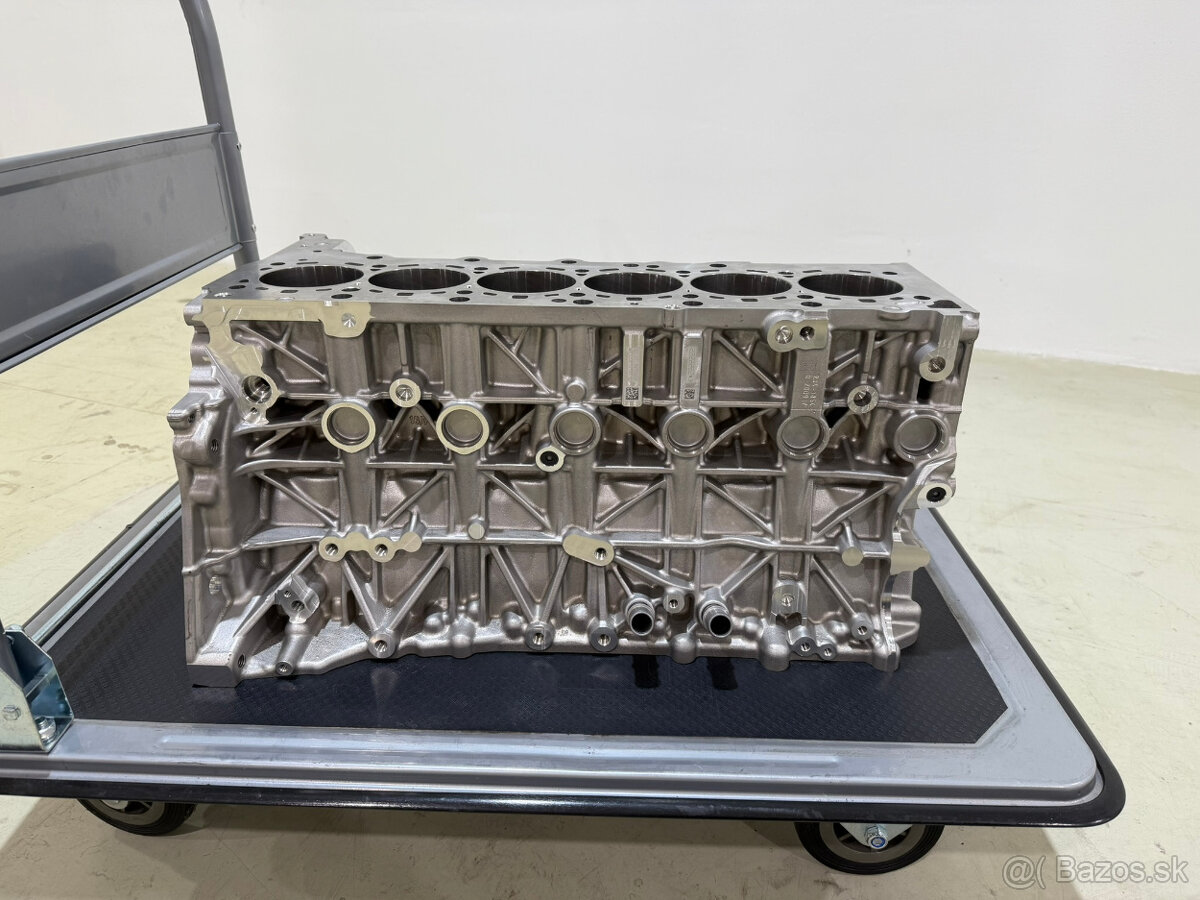 Nový nepoužity BMW blok motora N57D30C 280kw 8506555 - 7