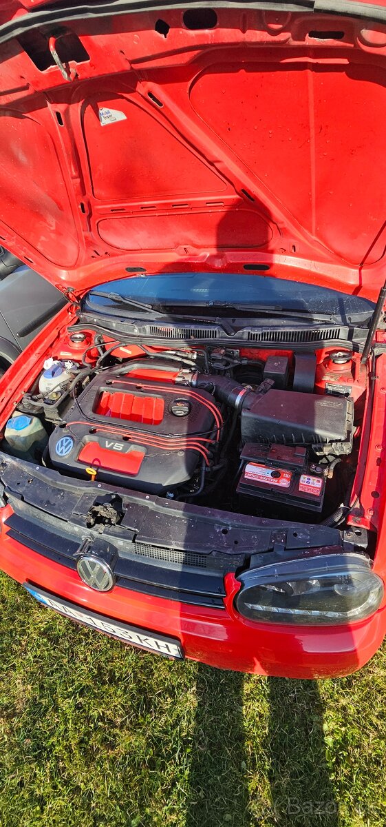 Golf 4 2.3 v5 110kw - 7