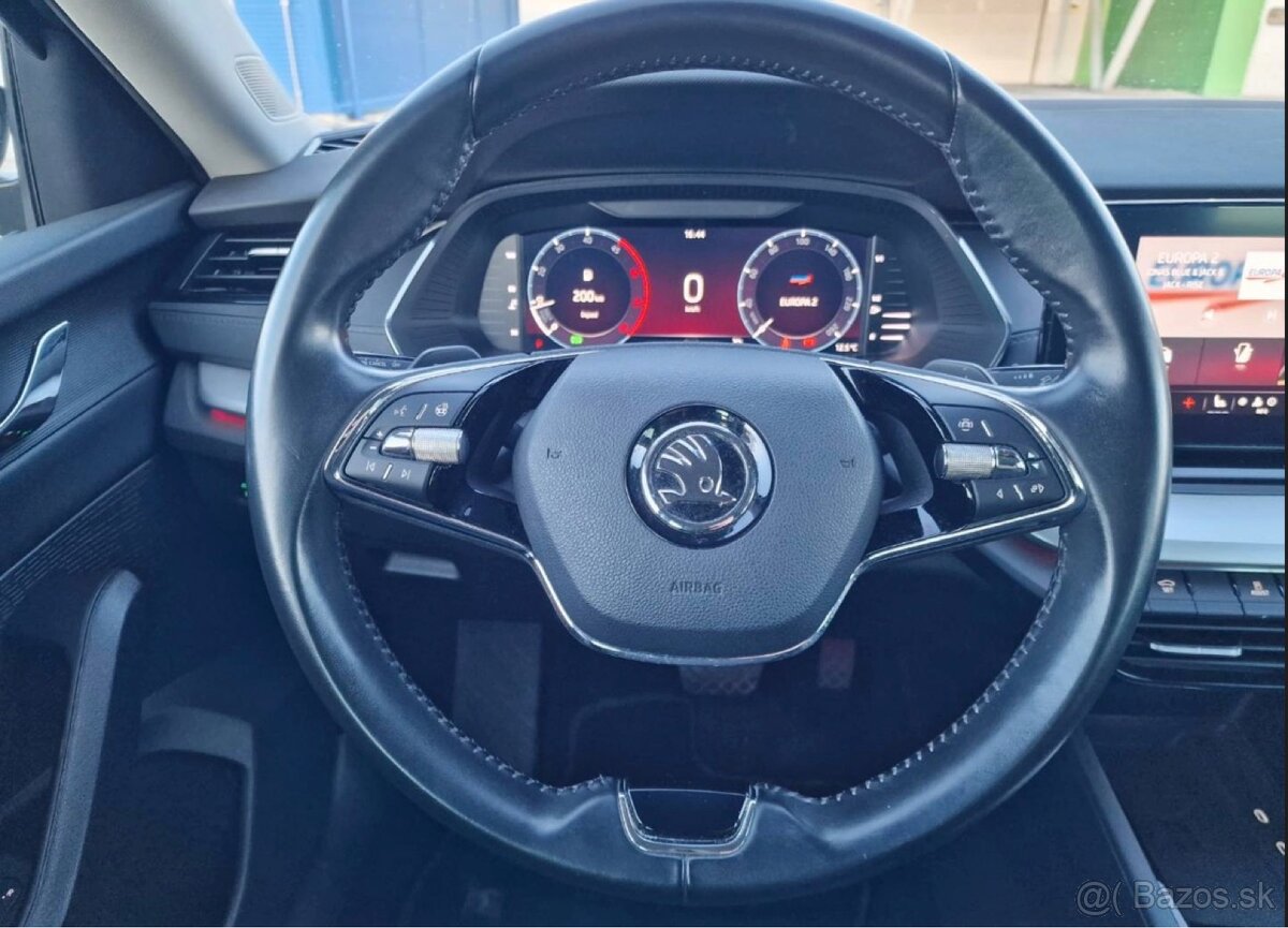 Škoda Octavia Combi 2.0 TDI SCR Ambition DSG - 7