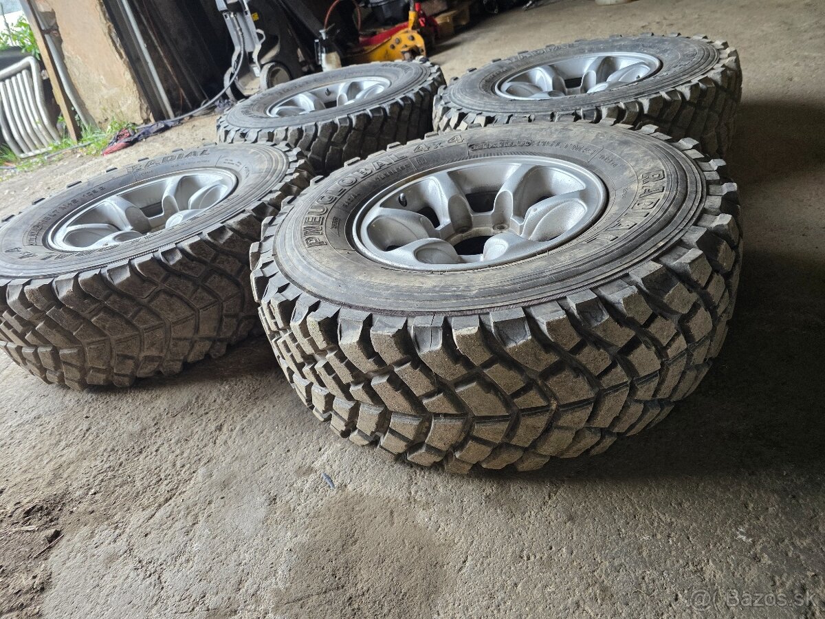 31x10,5 R15 Mitsubishi Pajero - 7