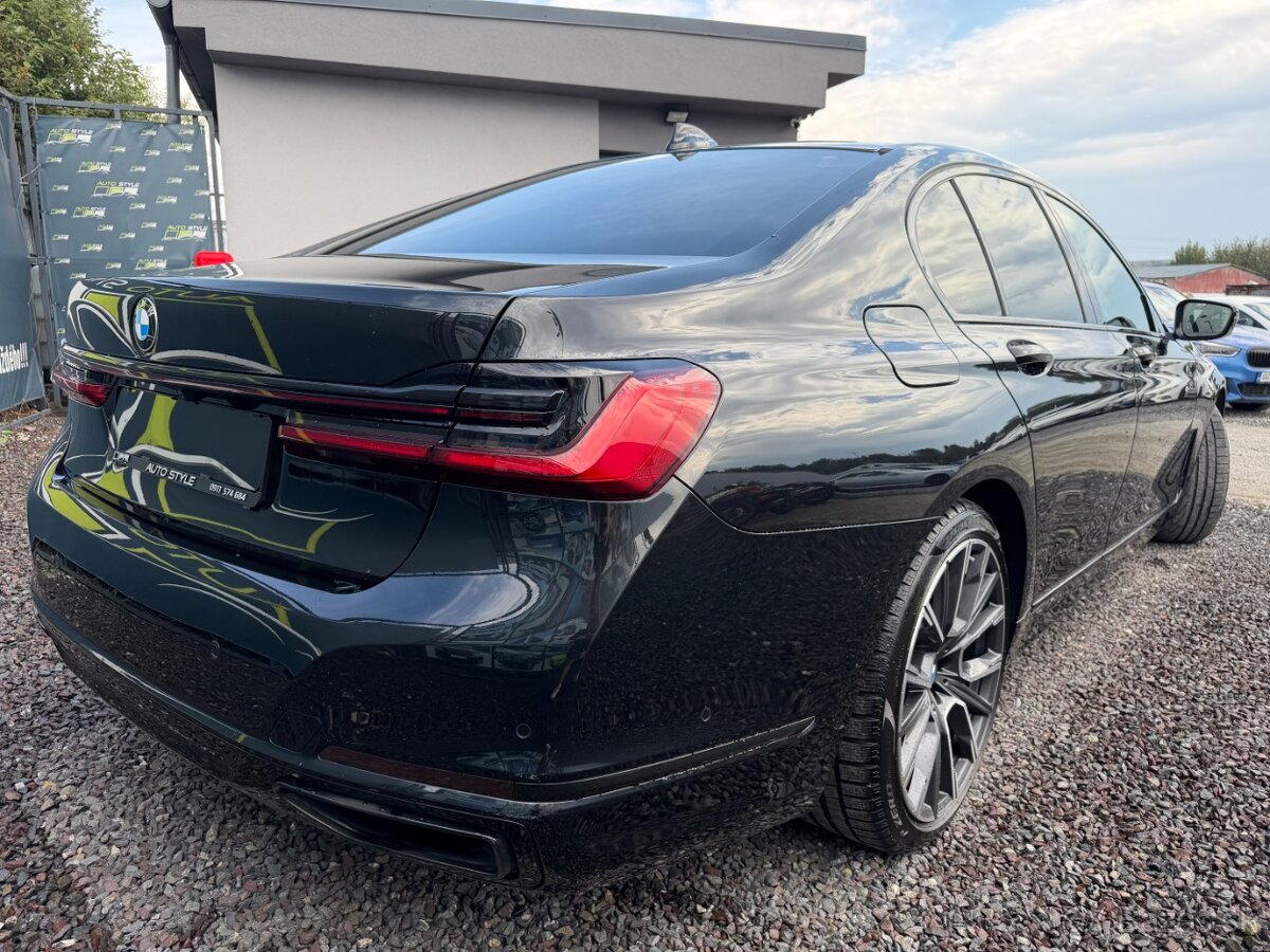 BMW Rad 7 740d xDrive A/T - 7