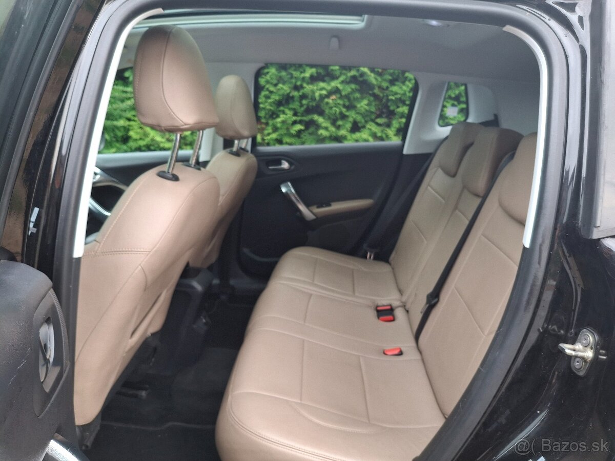 Peugeot 2008 1.6 hdi - 7