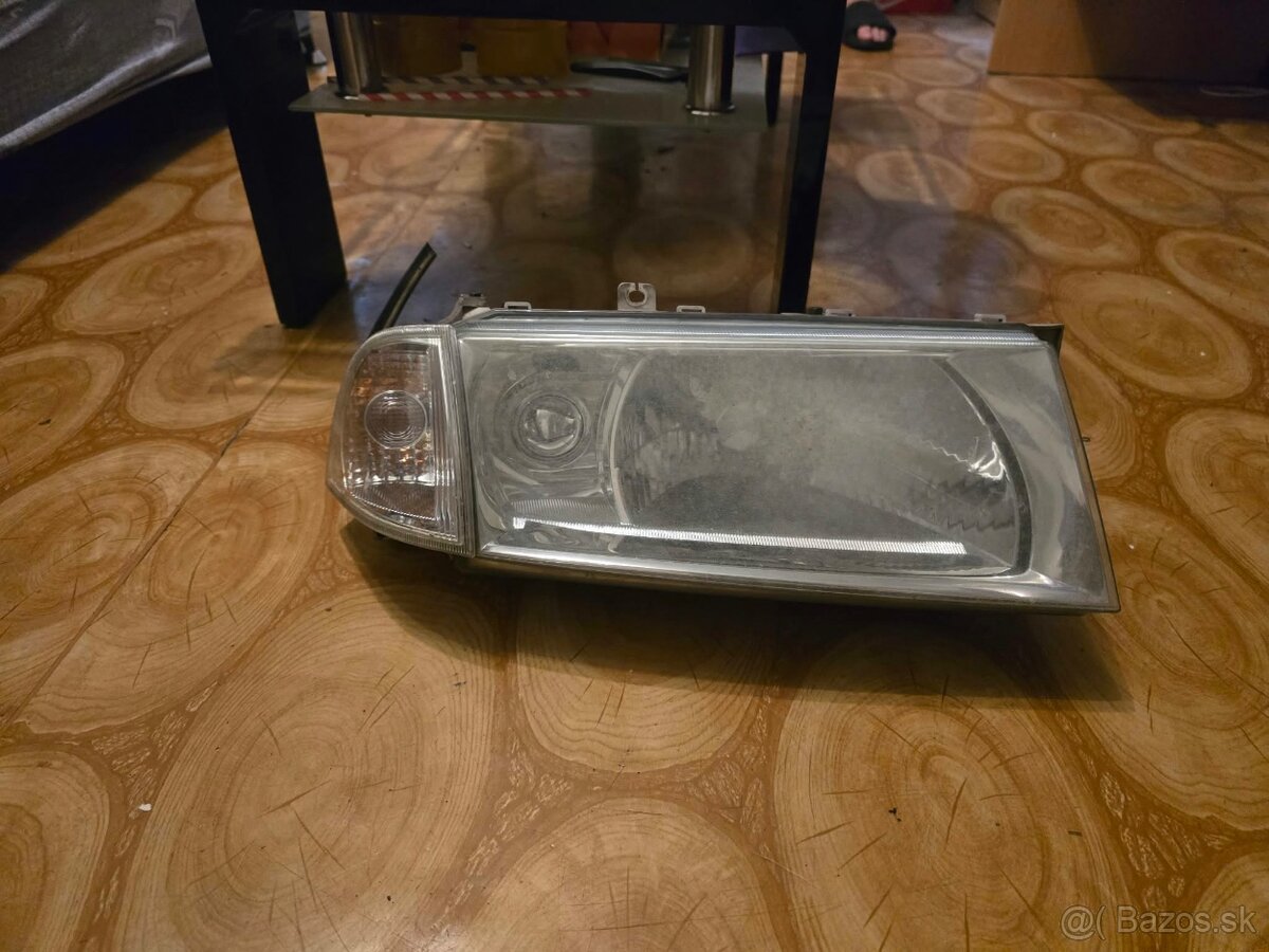 Predne svetla octavia 1 - 7