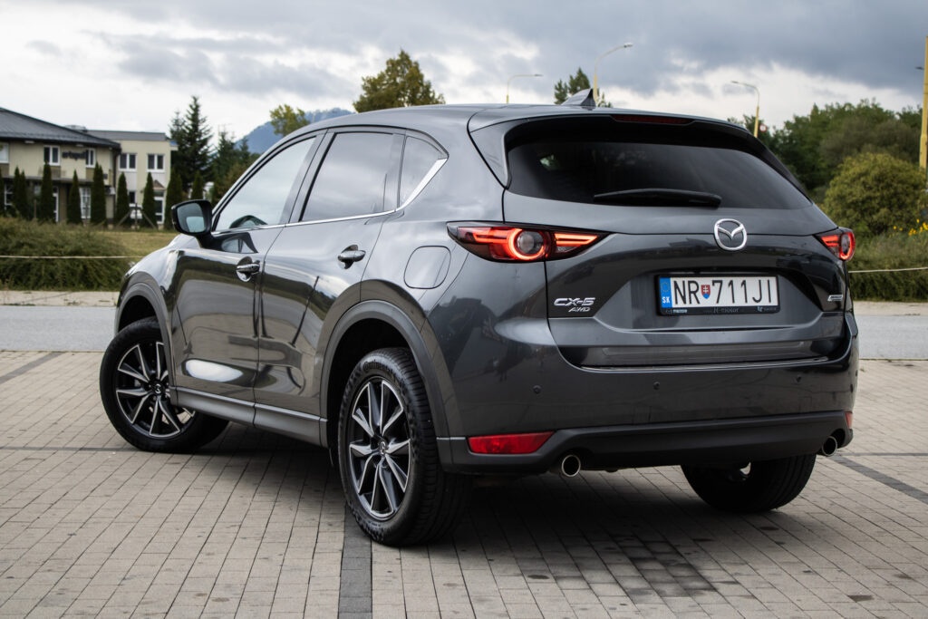 Mazda CX-5 2.5 Skyactiv-G194 Revolution, 143kW (2017) - 7