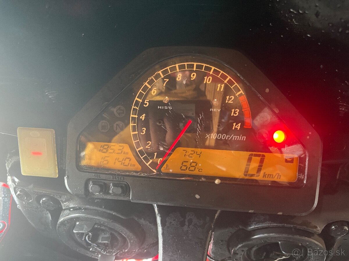 Honda Cbr 1000 rr - 7