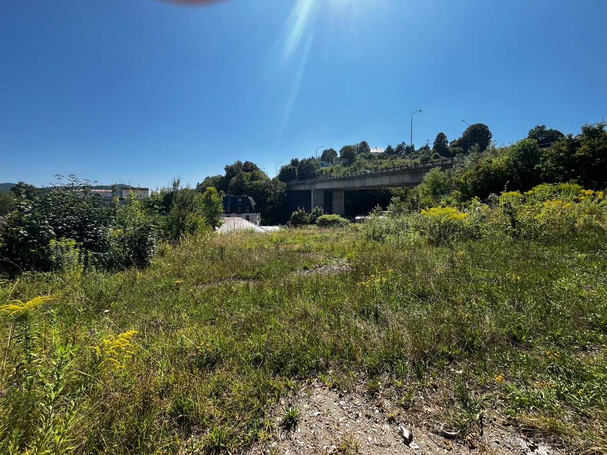 Pozemky na výstavbu v širšom centre mesta. - 7