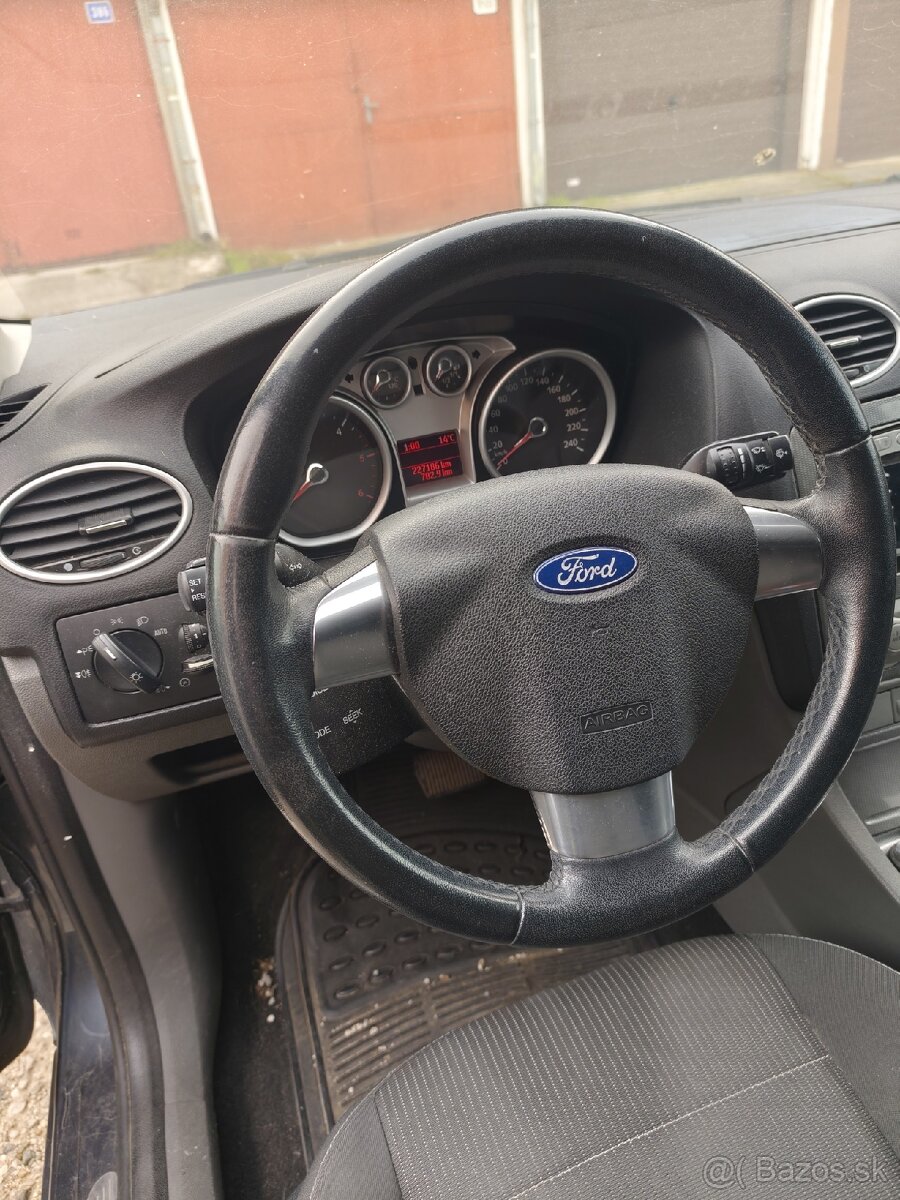 Ford FOCUS - 7