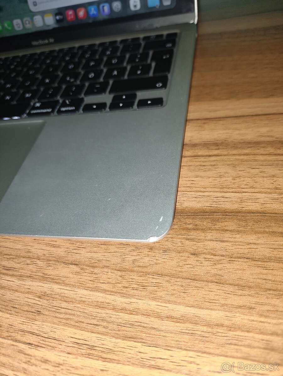 Apple MacBook Air 2020 – M1 / 8GB / 256GB - 7