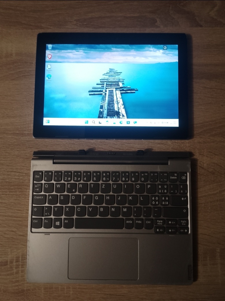 10" tablet Lenovo ideapad 81H3 / 8GB/128GB (Tablet/notebook - 7