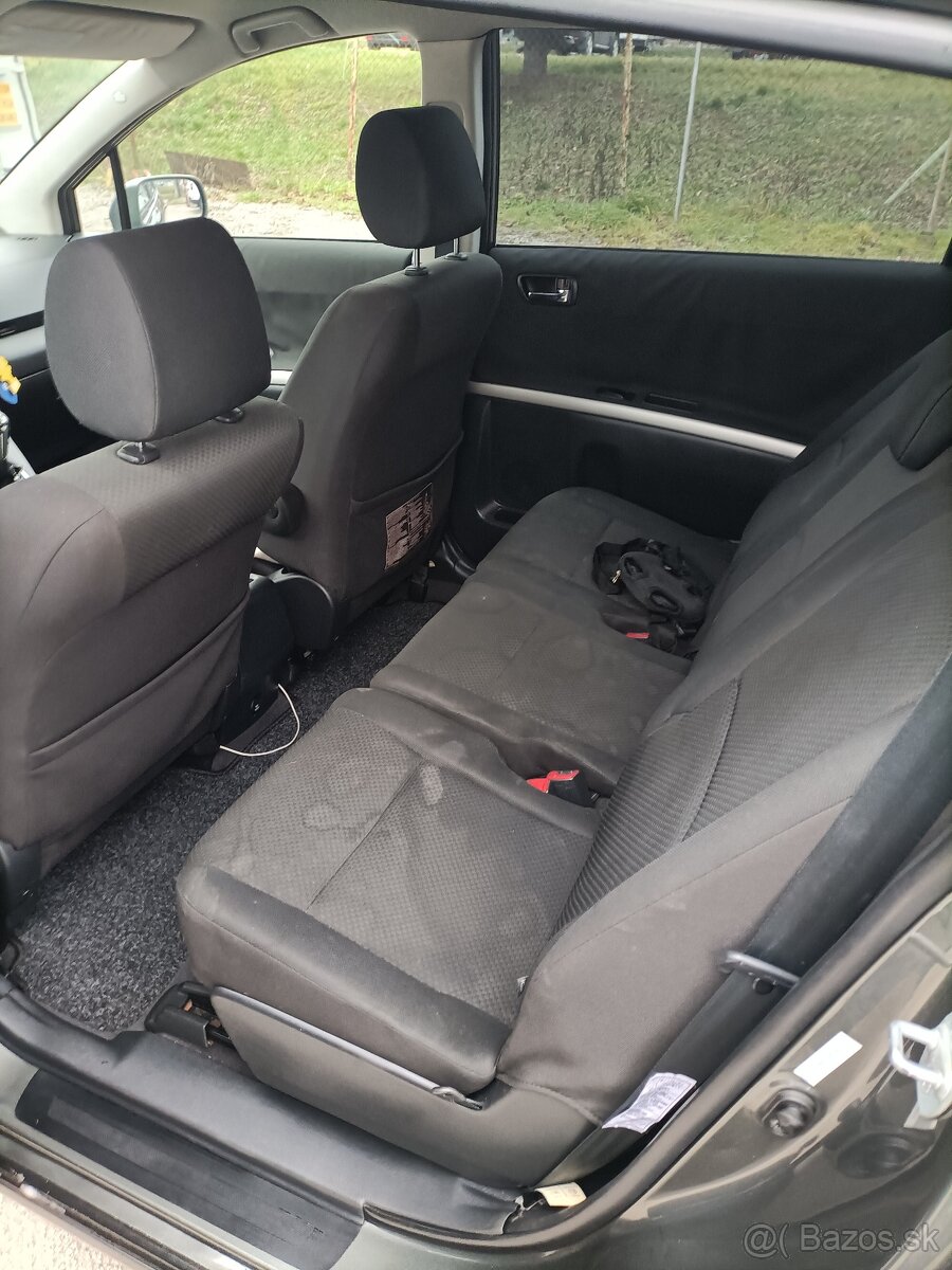 Predám Toyota Corollu Verso - 7